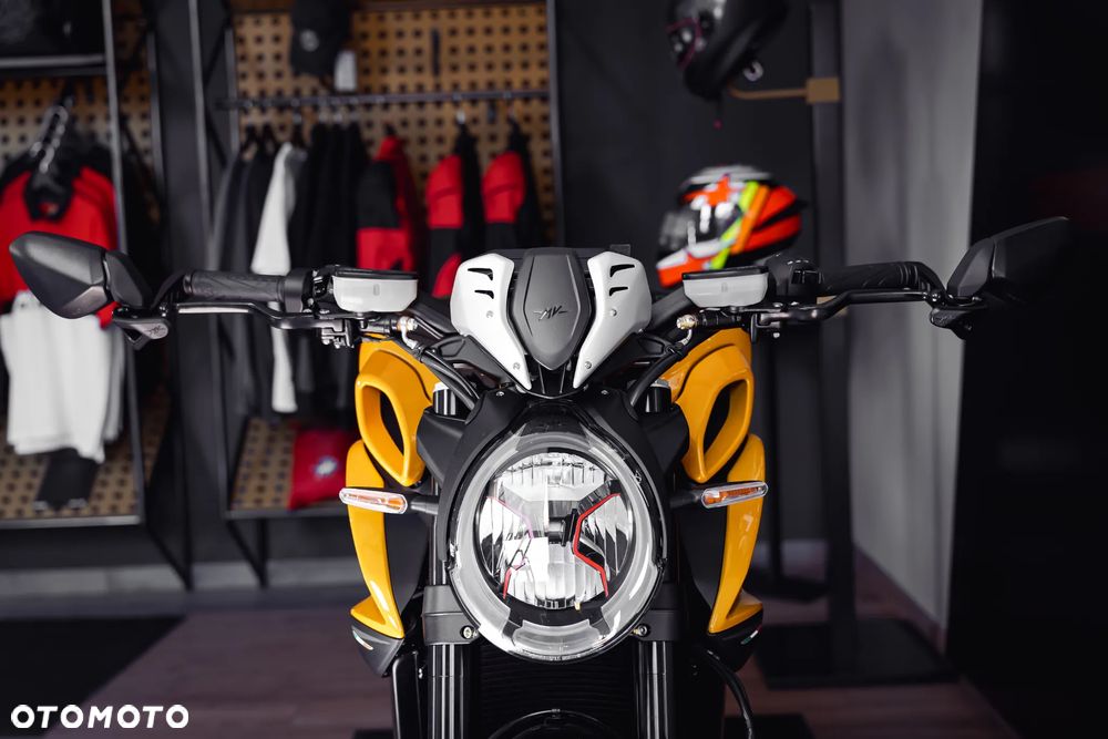 MV AGUSTA Dragster - 18