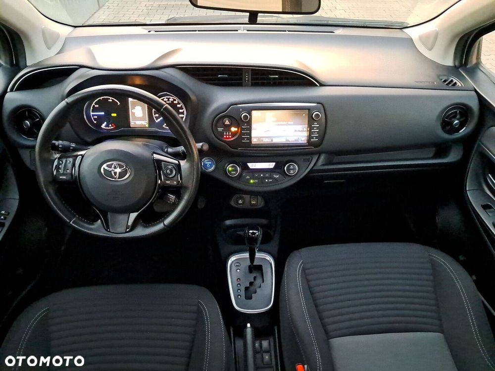 Toyota Yaris - 13