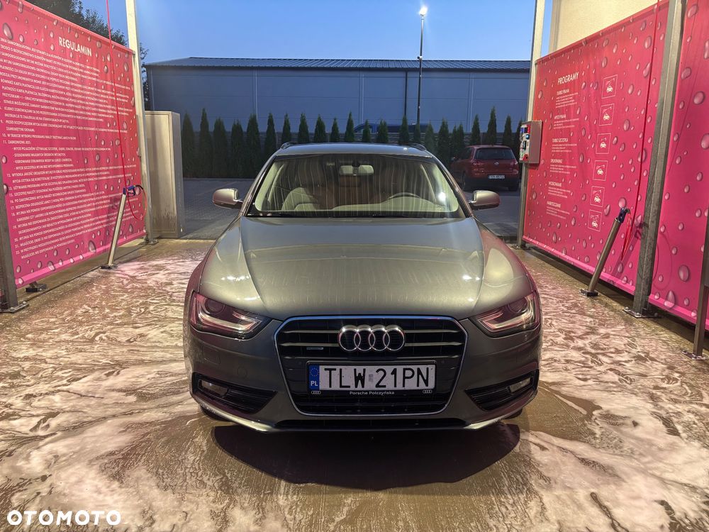 Audi A4 Avant 2.0 TDI Quattro S tronic - 1
