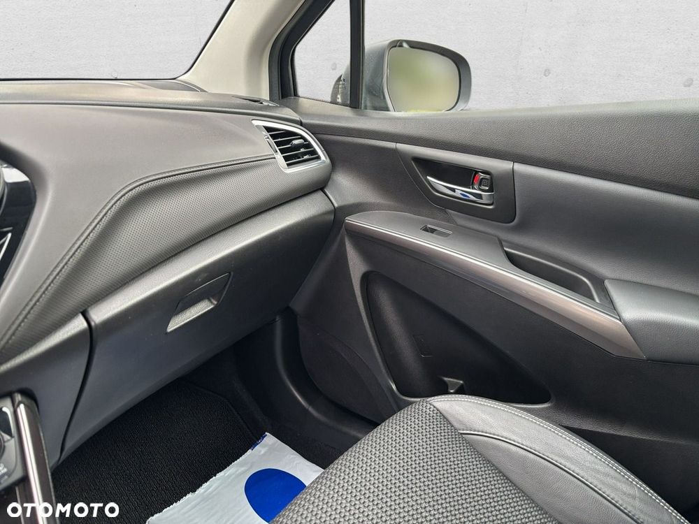 Suzuki S-Cross 2023
