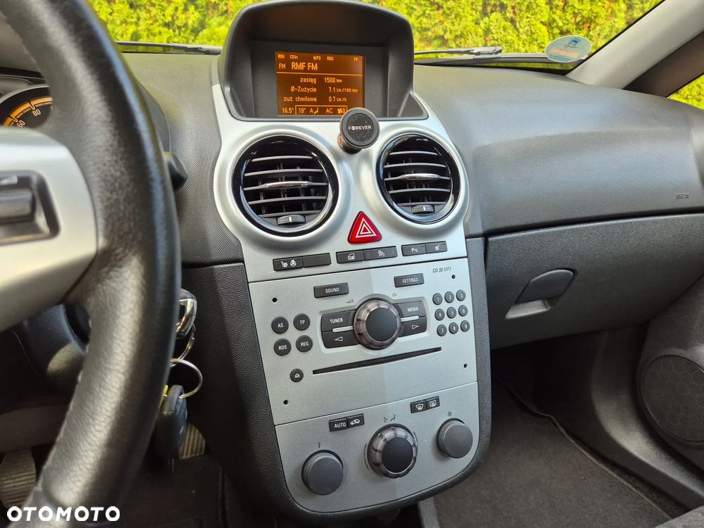 Opel Corsa 1.4 16V Active - 33