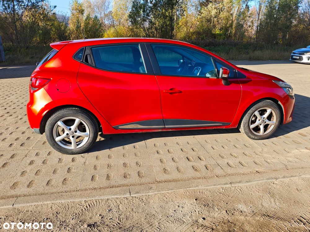 Renault Clio 1.2 16V Alize - 5