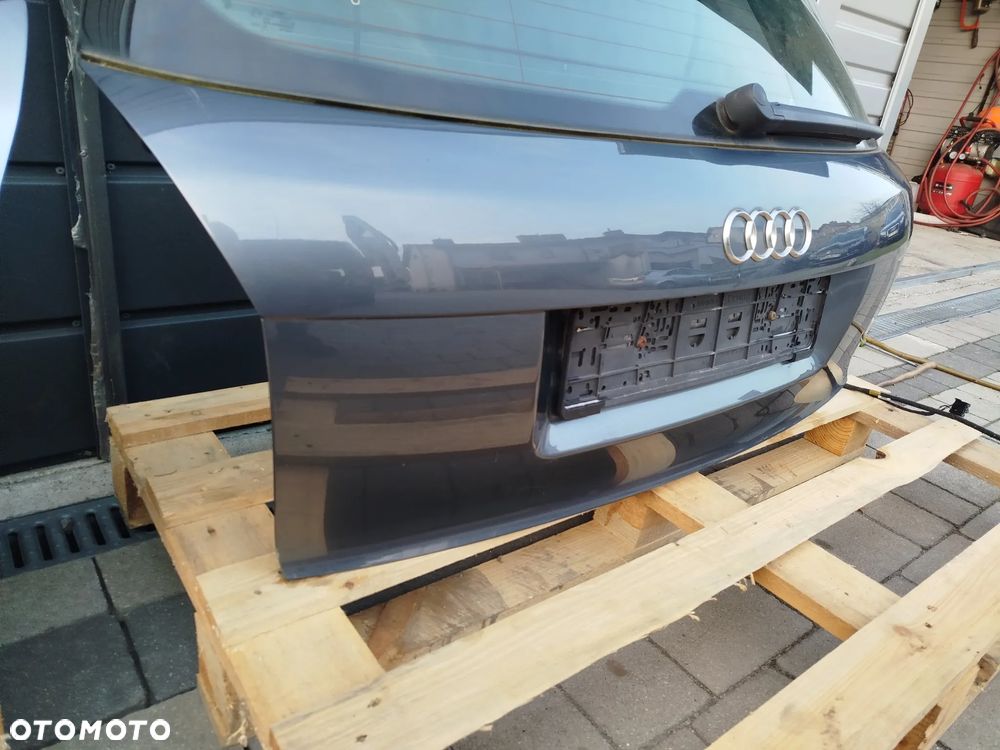 Audi A4 B7 klapa tylna  LZ5A - 3