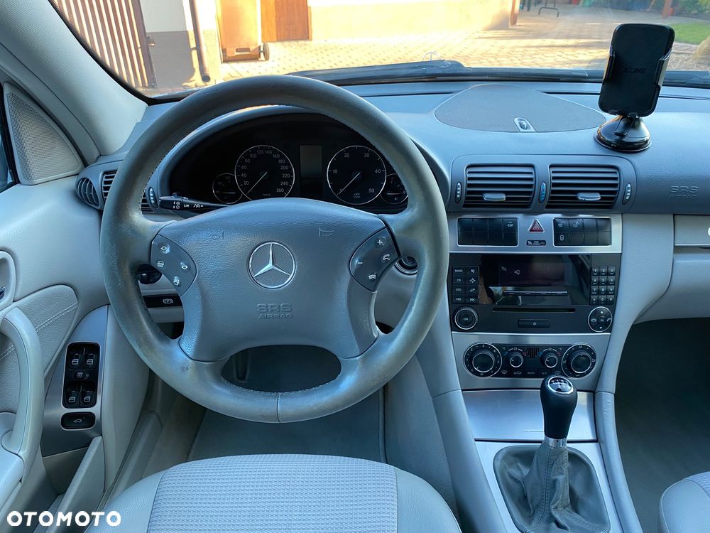 Mercedes-Benz Klasa C 200 CDI Avantgarde DPF - 10