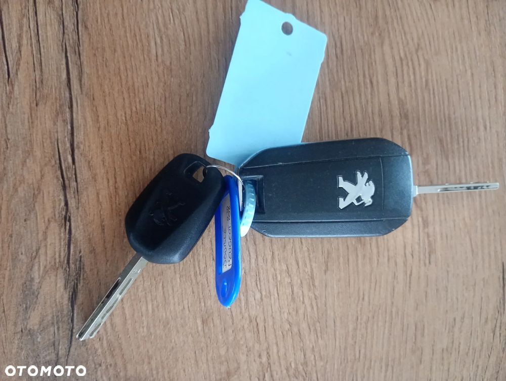 Peugeot 208 1.2 PureTech Active ETG5 - 12