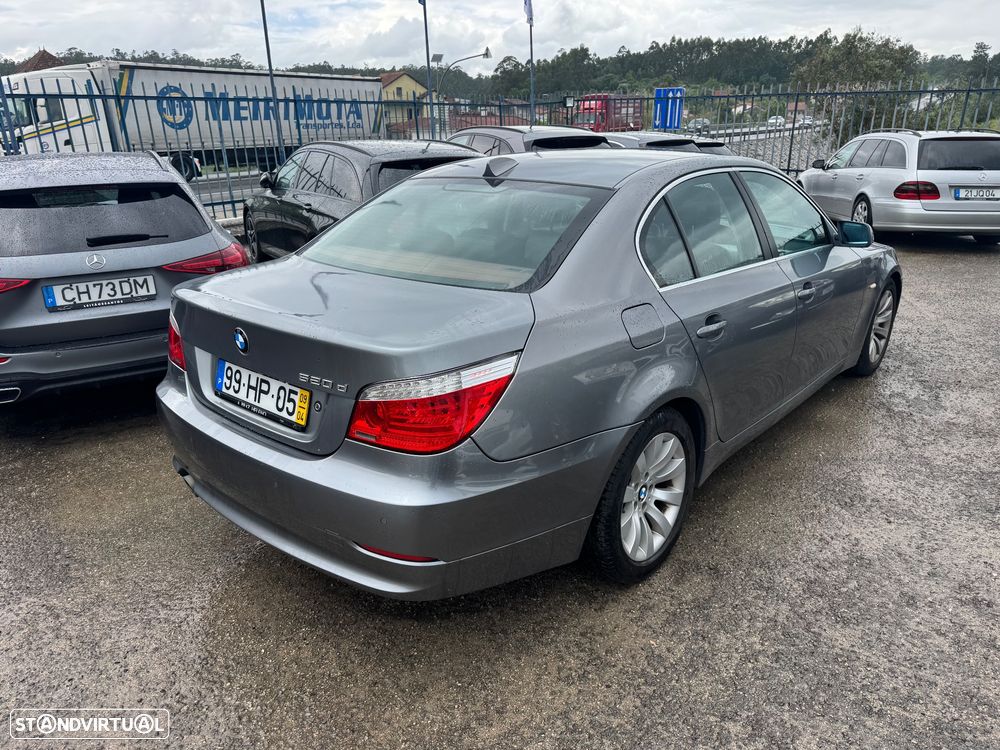 BMW 520 dA Executive - 33