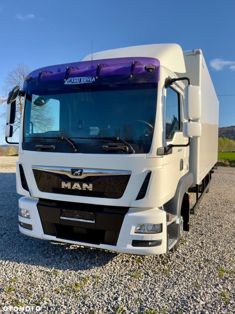 MAN TGL 12.250 / KONTENER / IZOTERMA / WINDA / 2017R / EURO 6 / LIFT  / SPROWADZONY / ZADBANY  / E6 / 17 PALET - 8