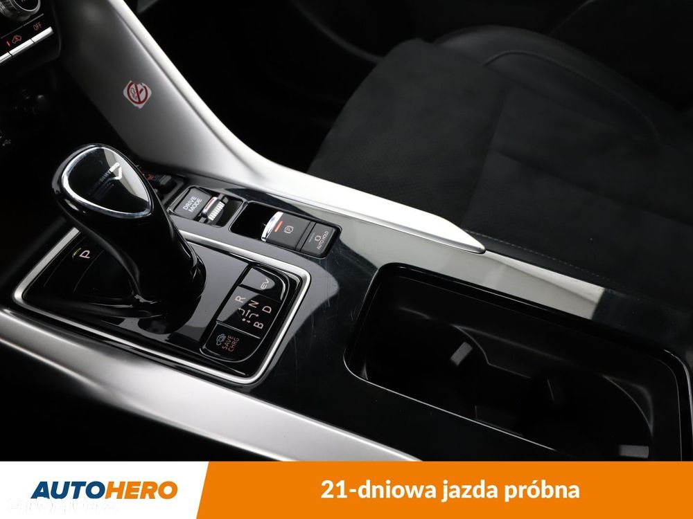 Mitsubishi Eclipse Cross - 26