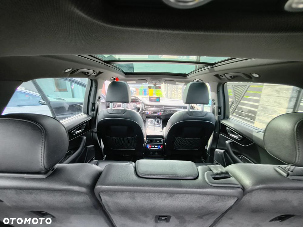 Audi Q7 - 15