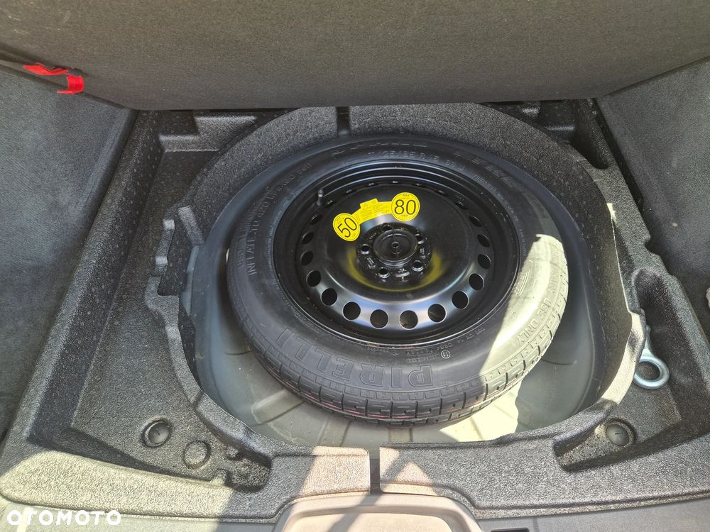 Volvo V50 2.0D DPF Momentum - 12