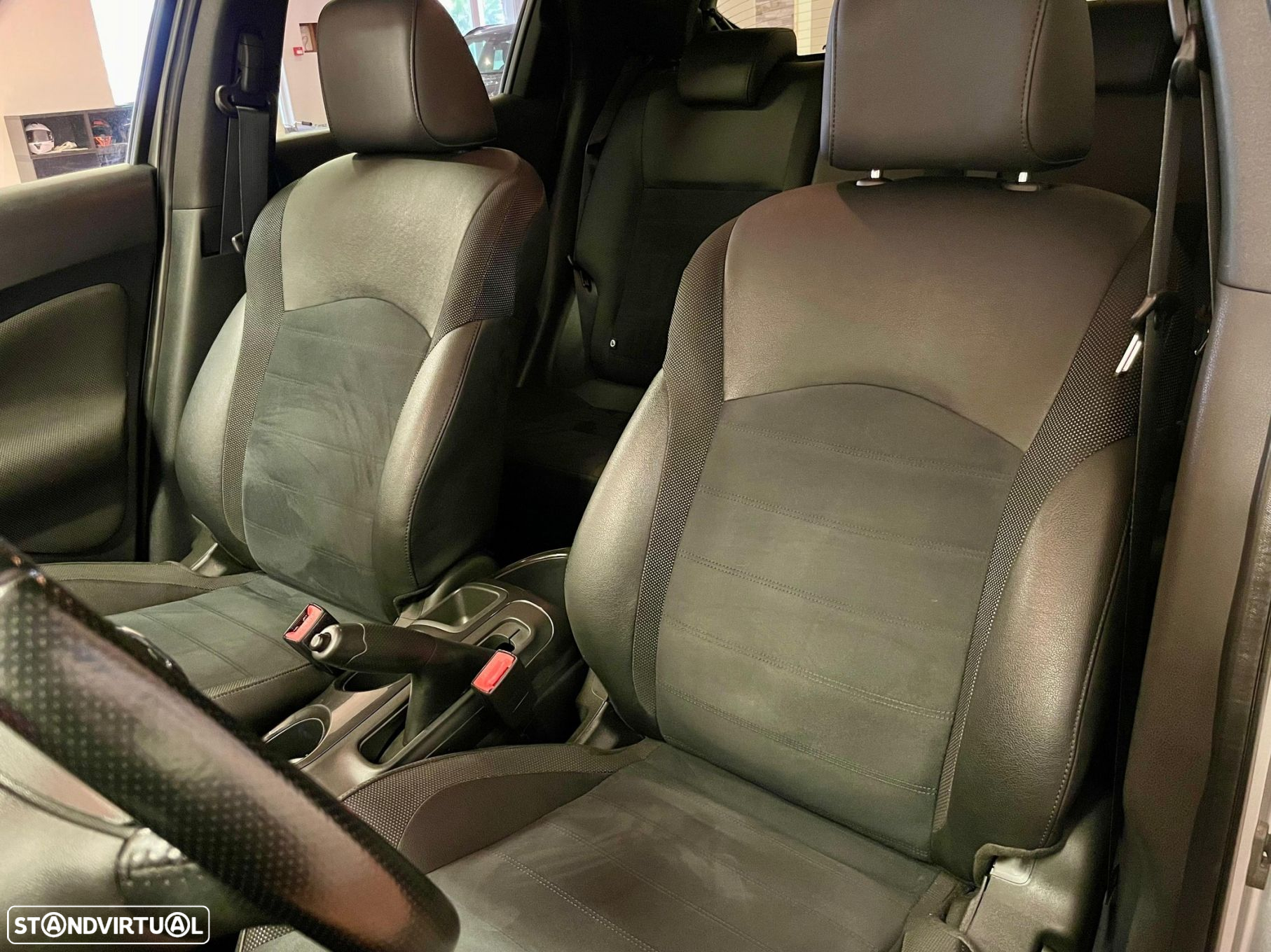 Nissan Juke 1.5 dCi N-Connecta - 17