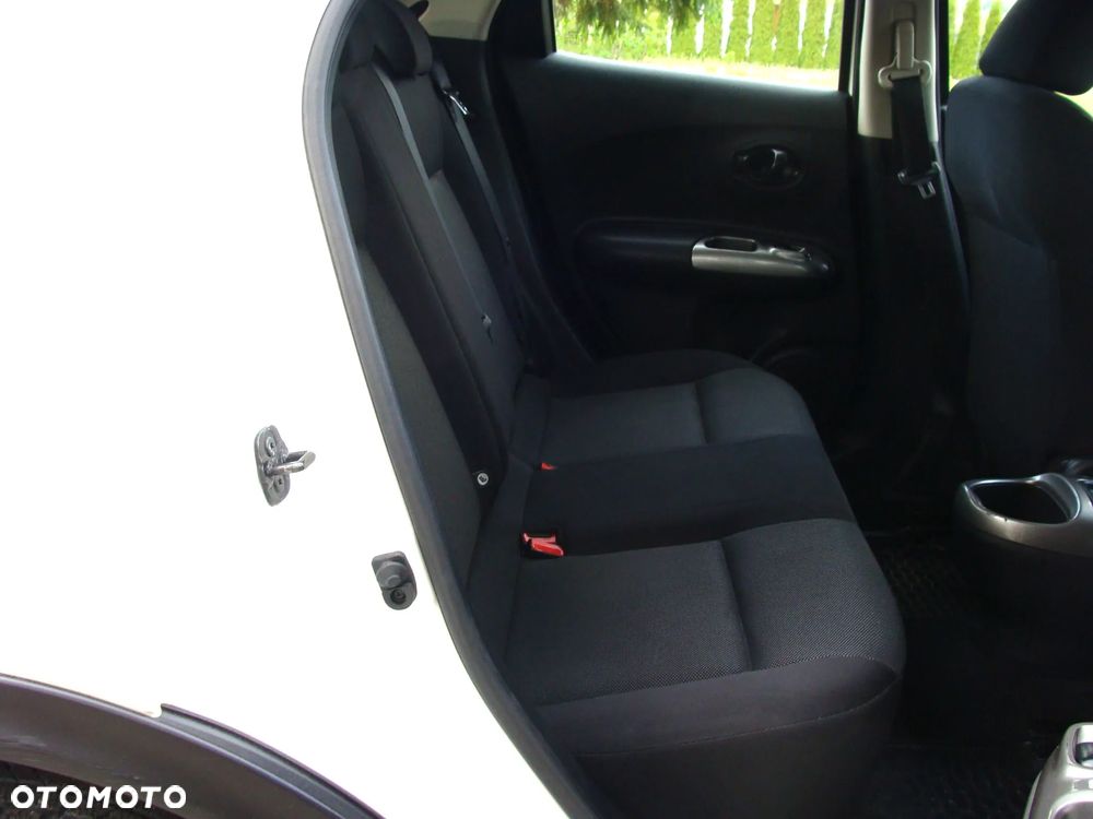 Nissan Juke 1.6 Acenta S&S - 11