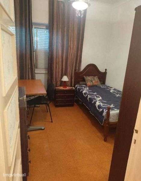 Apartamento T2 Venteira (Possibilidade de sala transformada em quarto) - Grande imagem: 5/10