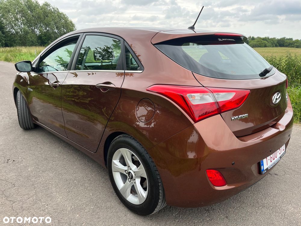 Hyundai i30 1.4 Advantage - 11
