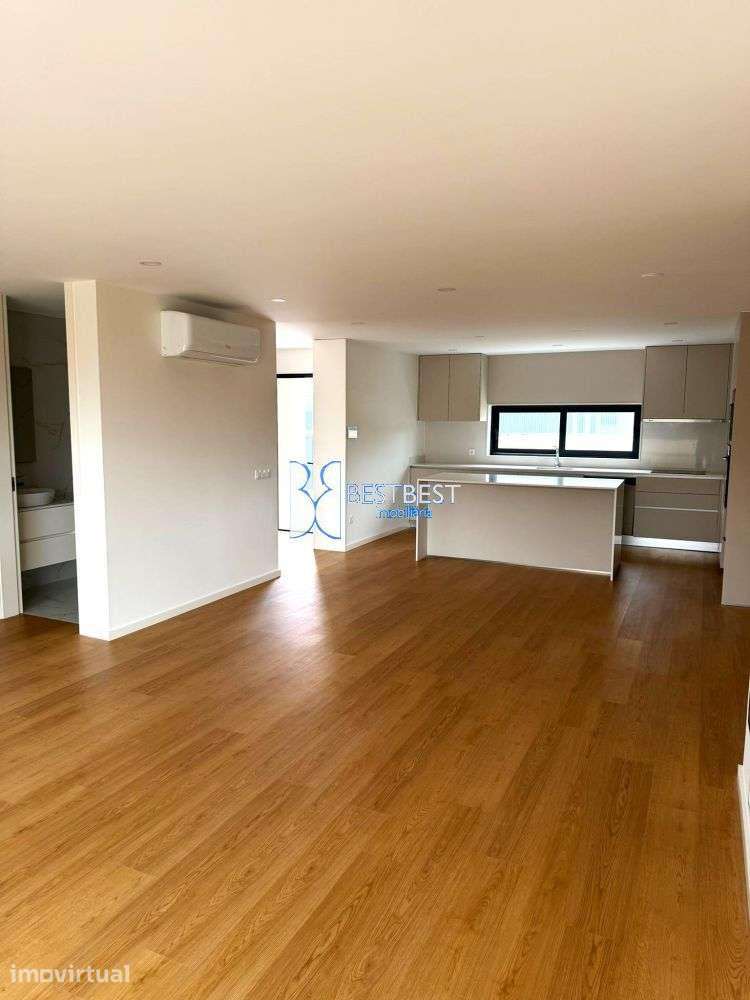 MORADIA INDIVIDUAL TÉRREA T3+ESCRITÓRIO COM TERRENO,SÃO MIGUEL CARR - Grande imagem: 2/29