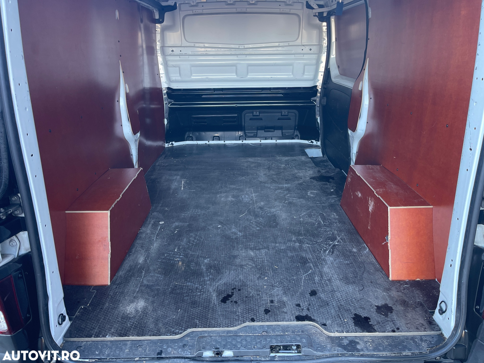 Renault Trafic - 21