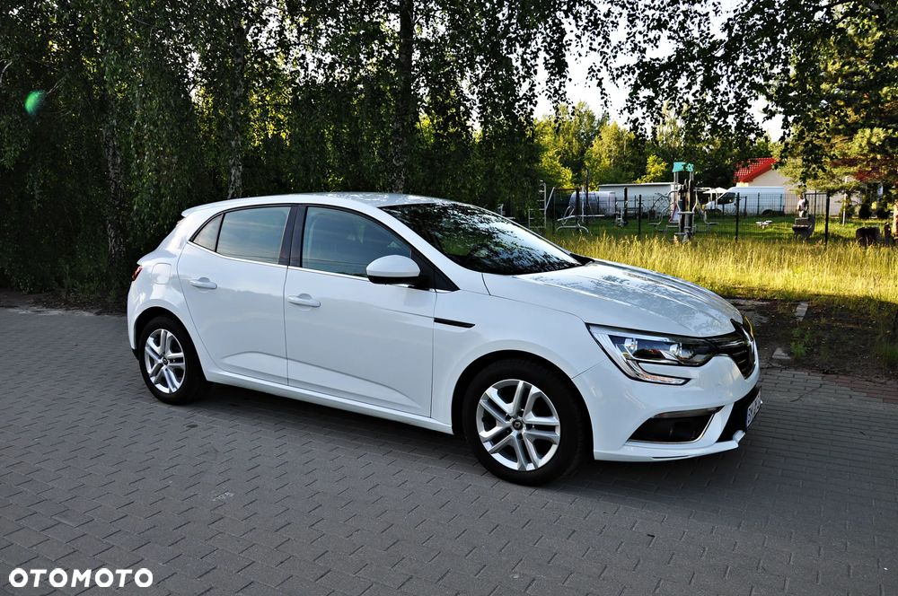 Renault Megane ENERGY TCe 100 EXPERIENCE - 10