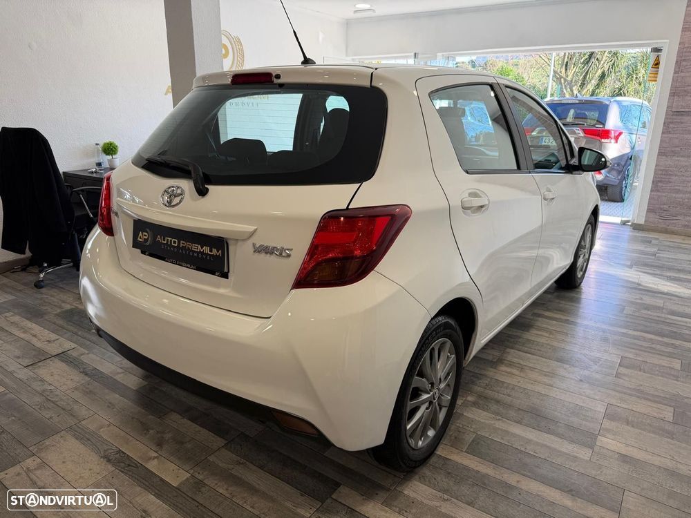 Toyota Yaris 1.0 VVT-i Comfort +PS Style+P.Techno - 6