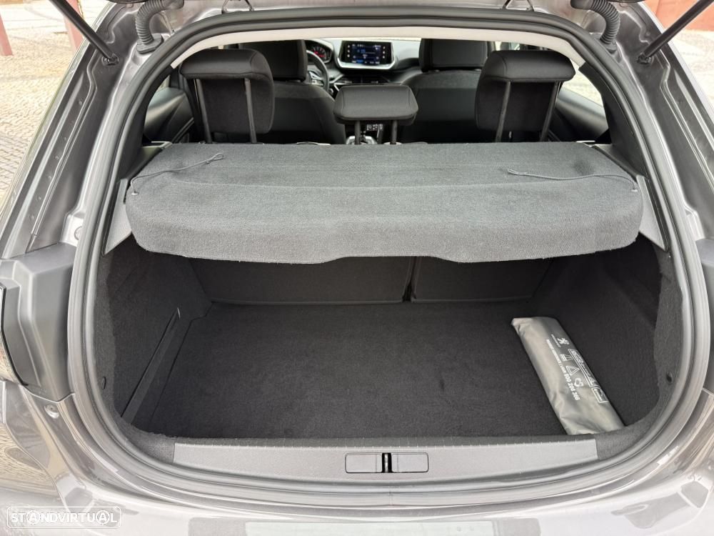 Peugeot 208 1.2 PureTech Active Pack - 21
