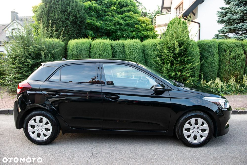 Hyundai i20 blue 1.2 Advantage - 4
