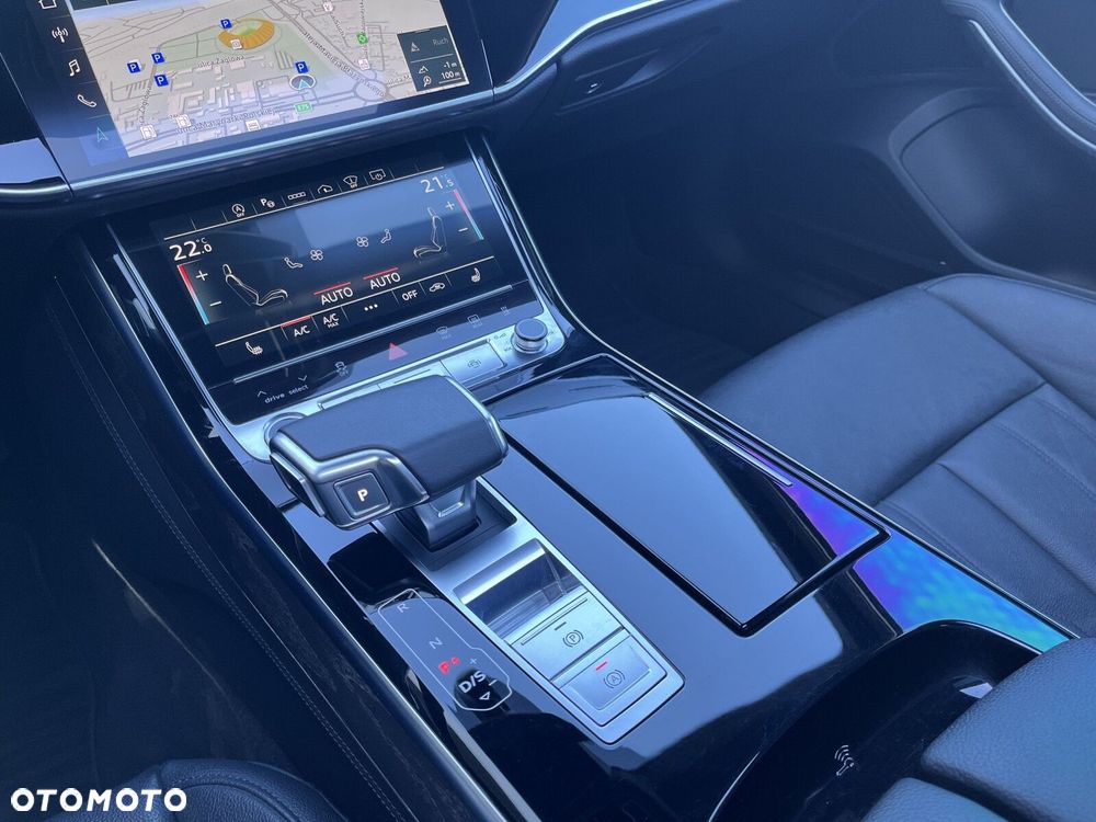 Audi A8 - 25