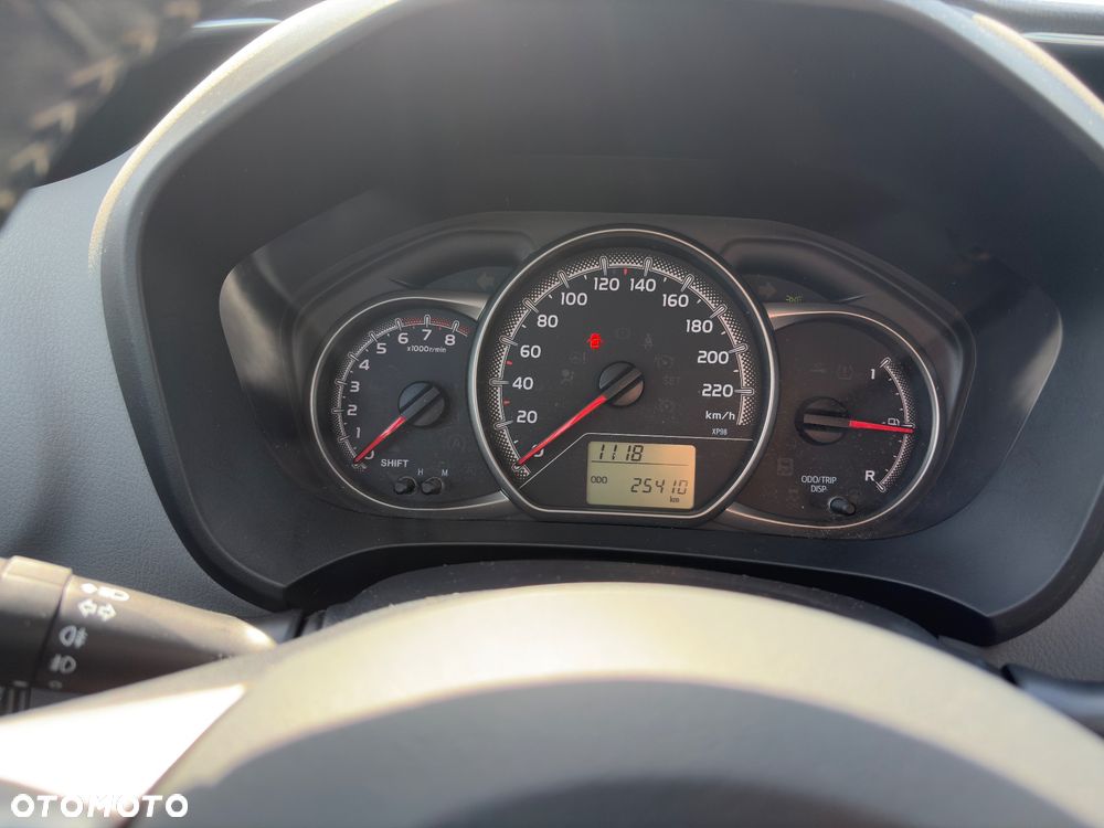 Toyota Yaris 1.33 Active EU6 - 10