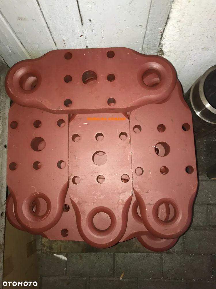 Osłona Przekładni 4 Dziury Rozrzutnik Obornika FORTSCHRITT T-088 T088 - 4