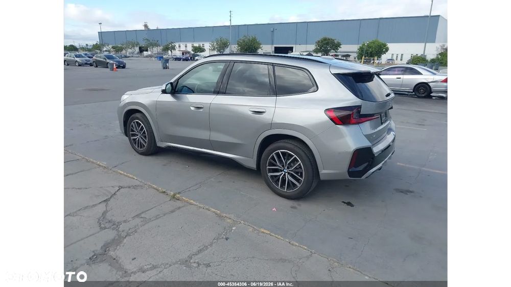 BMW X1 - 4