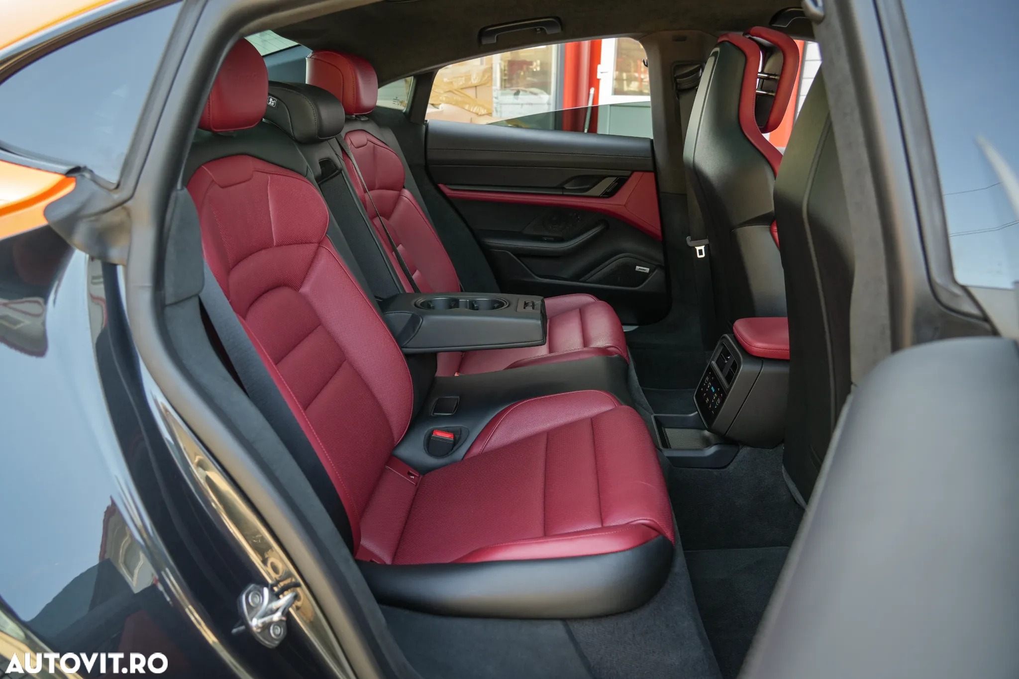 Porsche Taycan - 20