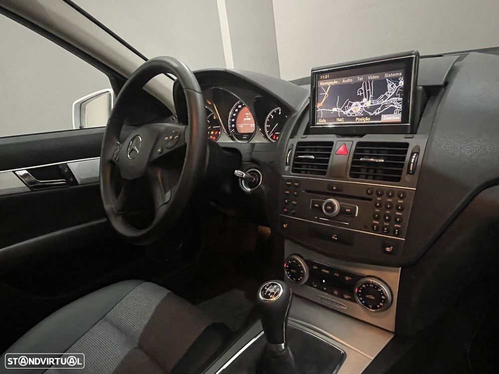 Mercedes-Benz C 220 CDi Avantgarde BlueEfficiency - 29