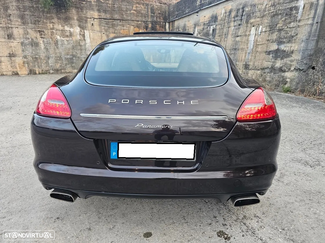 Porsche Panamera Platinum Edition - 25