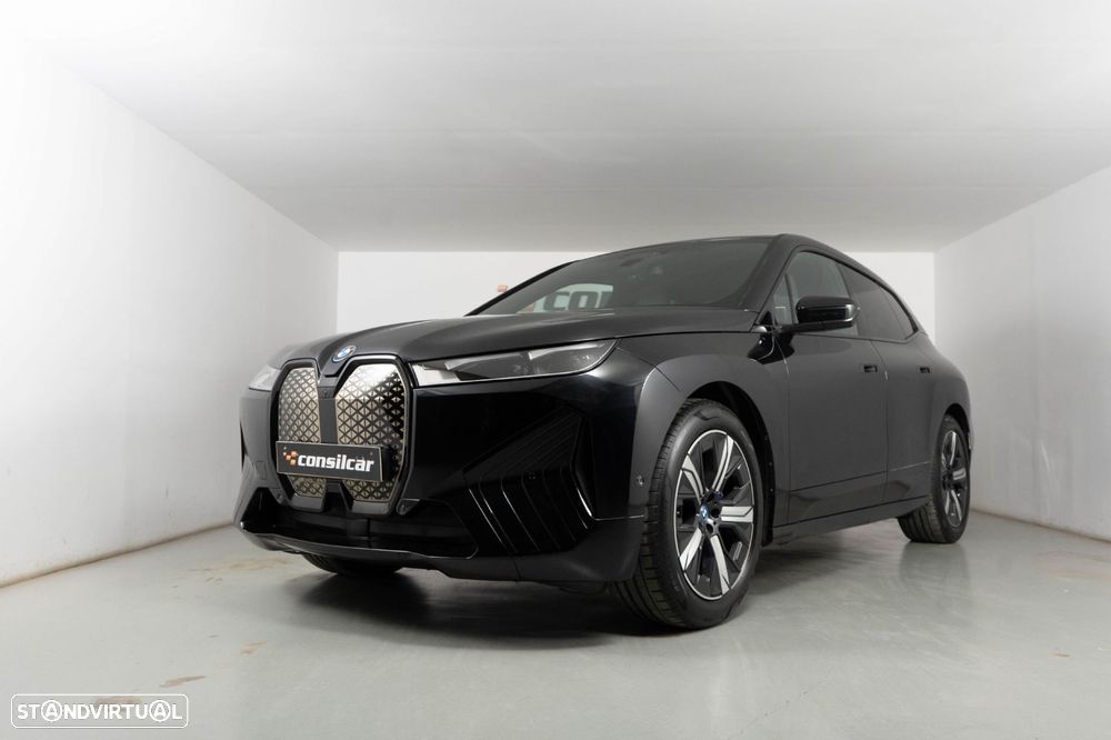 BMW iX xDrive 40 Pack Desportivo - 8