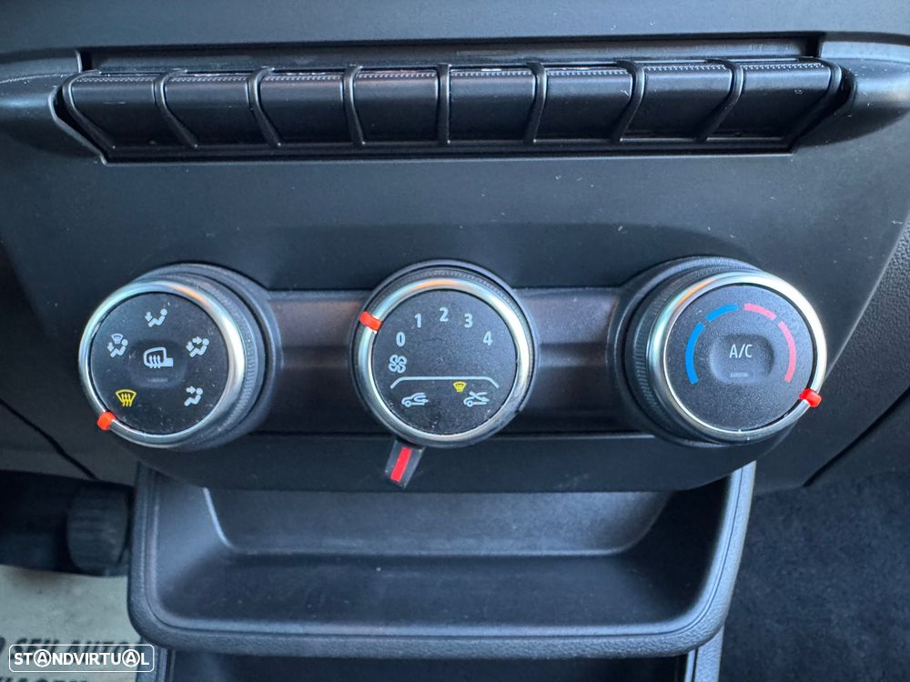 Renault Express 1.5 Blue DCi - 19