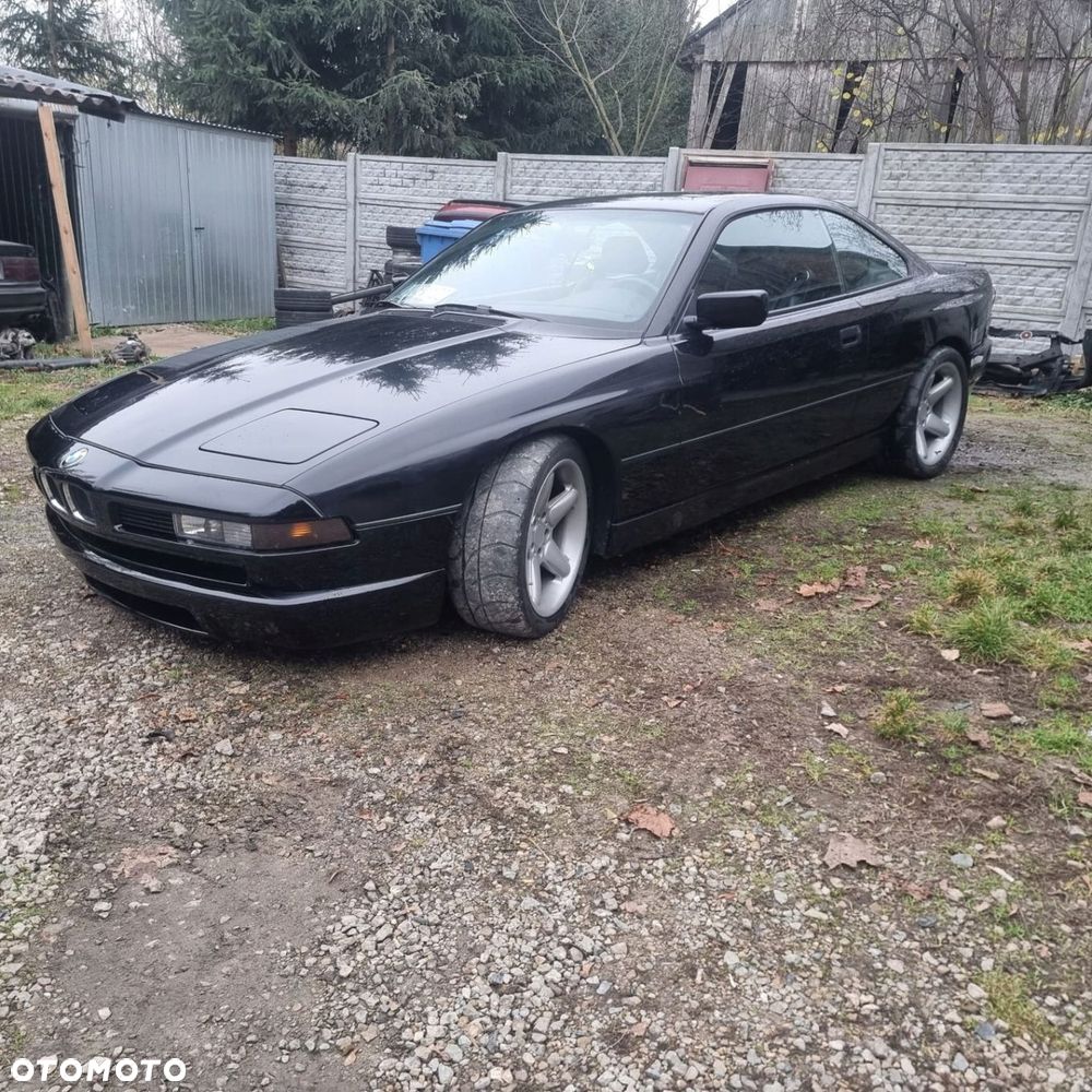 KLAPKA WLEWU PALIWA BMW 8 E31 840 850 - 2