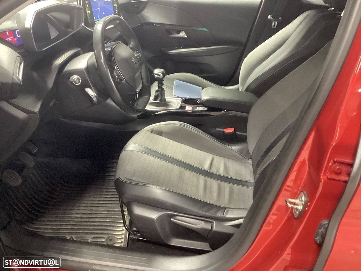 Peugeot 208 1.2 PureTech Allure - 4