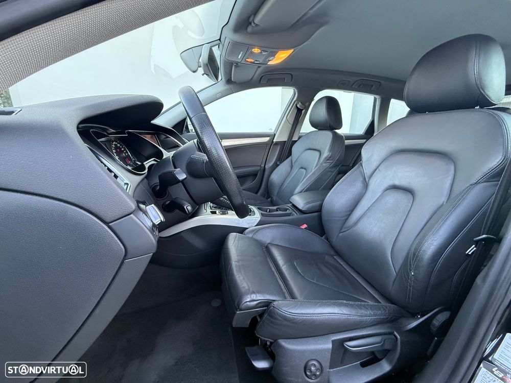 Audi A4 Avant 2.0 TDI DPF S line Sport Pack - 19