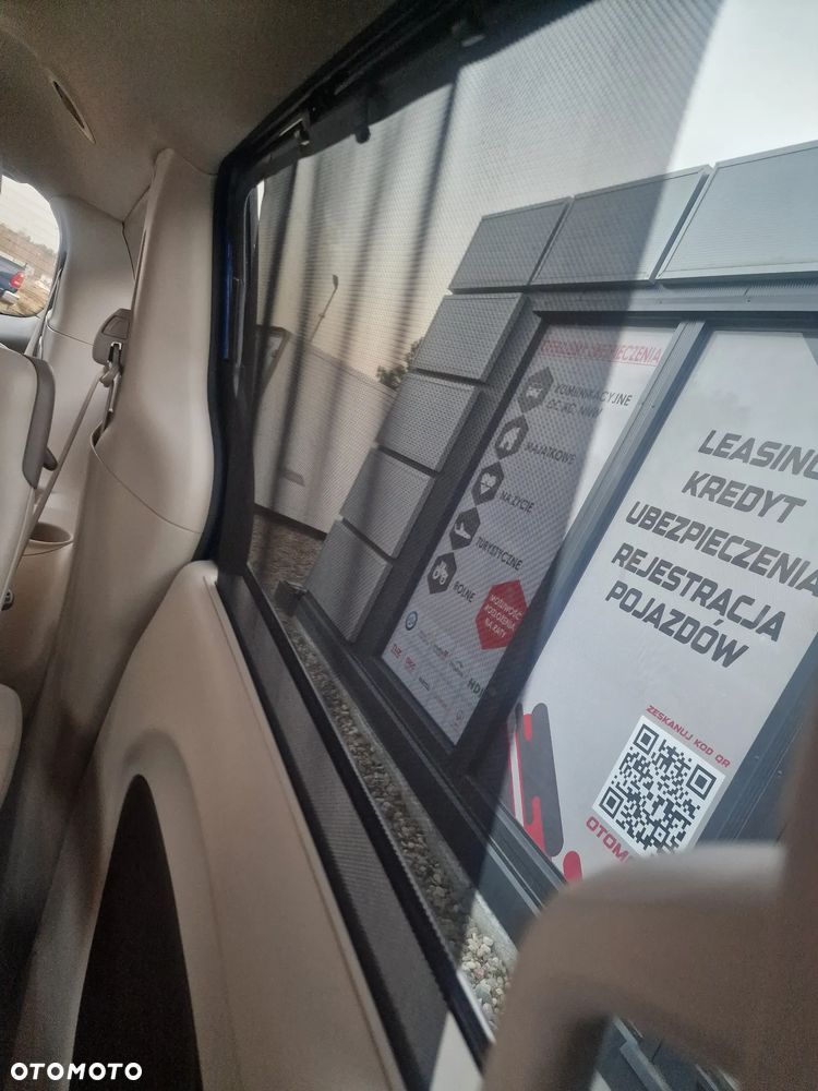 Chrysler Pacifica - 33