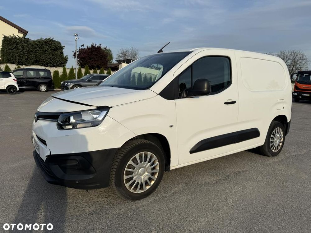 Toyota PROACE - 1