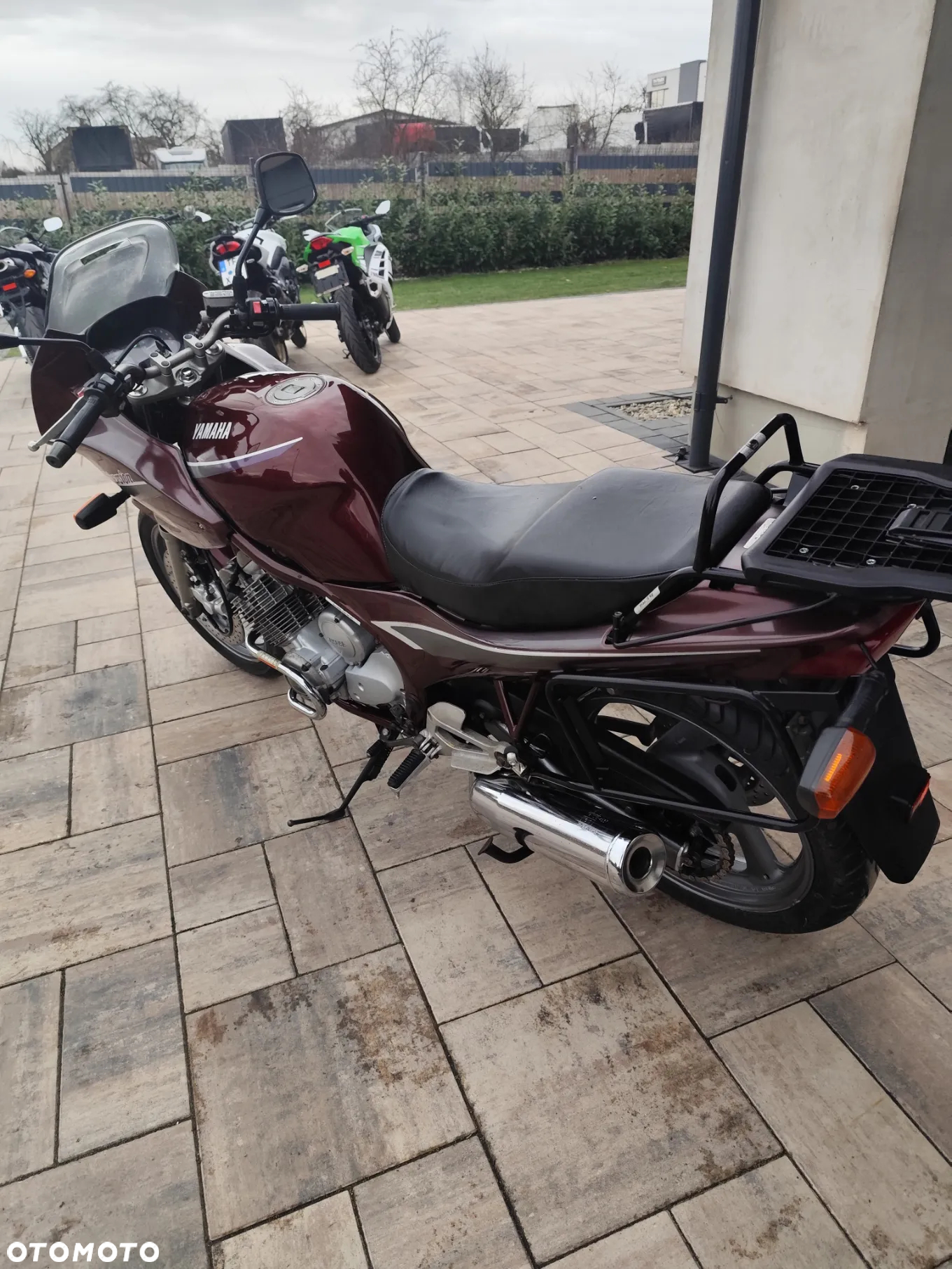 Yamaha XJ - 9