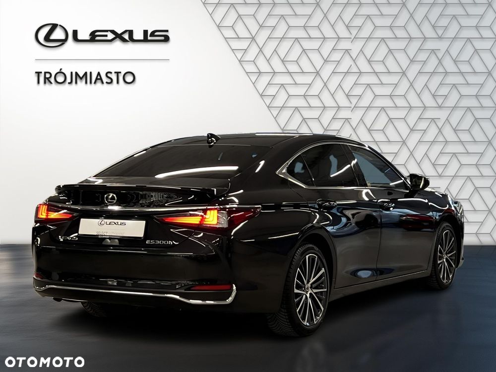 Lexus ES 300h Business Edition - 6
