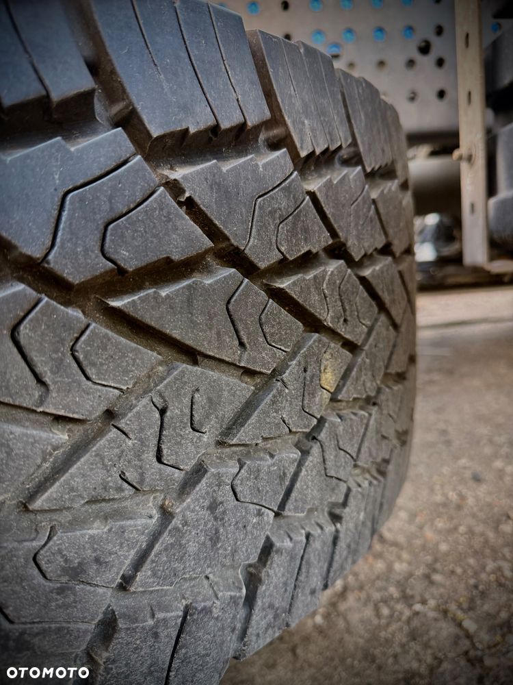 Mercedes-Benz Actros - 16