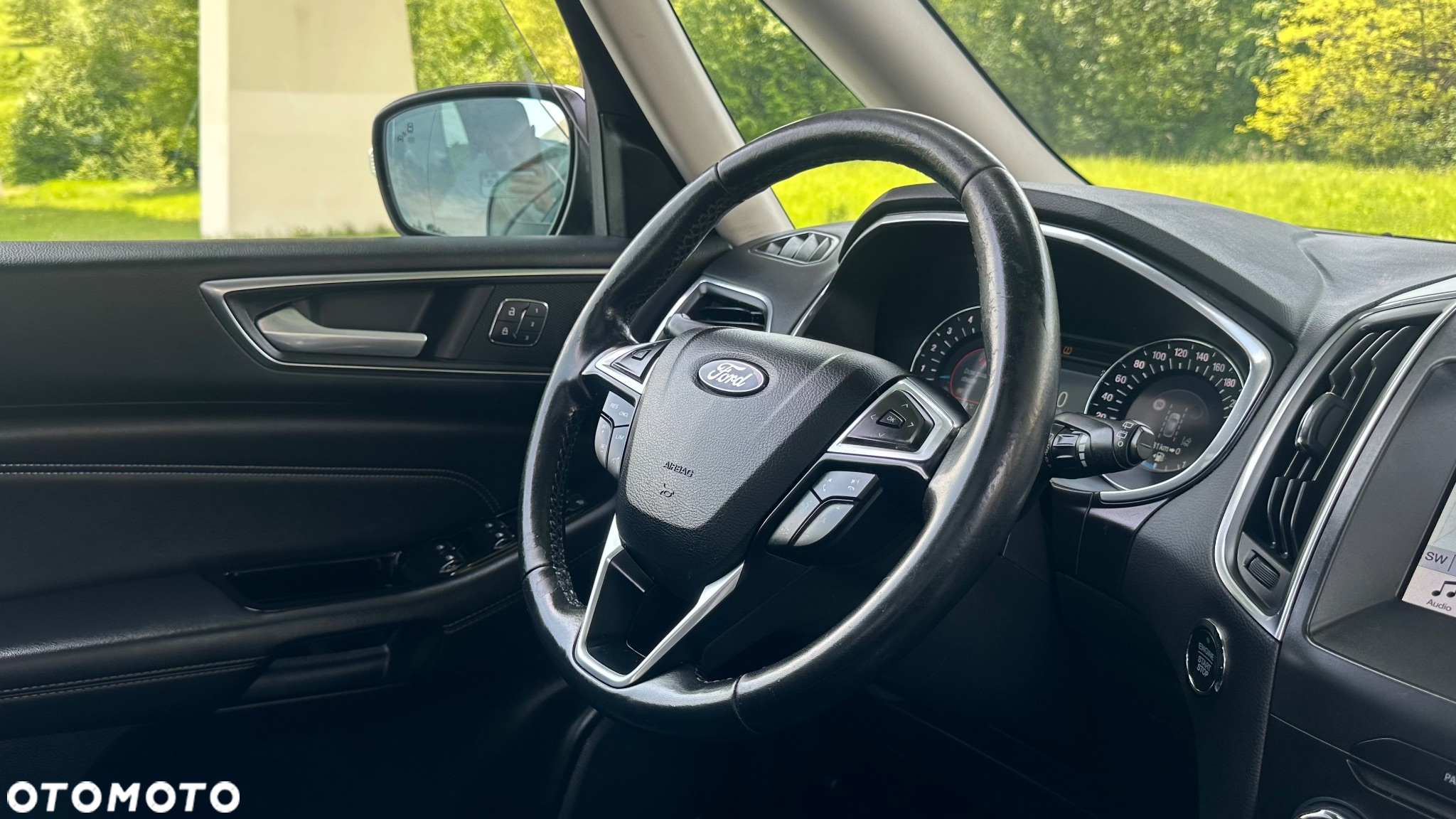 Ford Galaxy 2.0 EcoBlue Twin-Turbo Titanium - 25