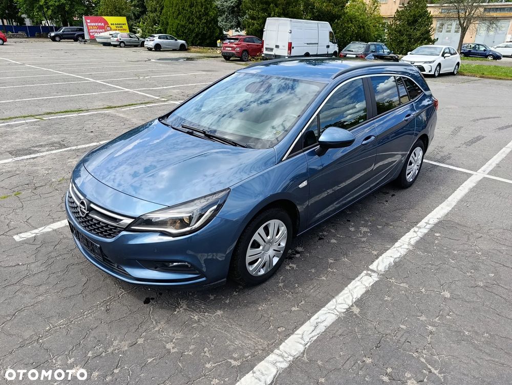 Opel Astra 1.4 Turbo Business - 1