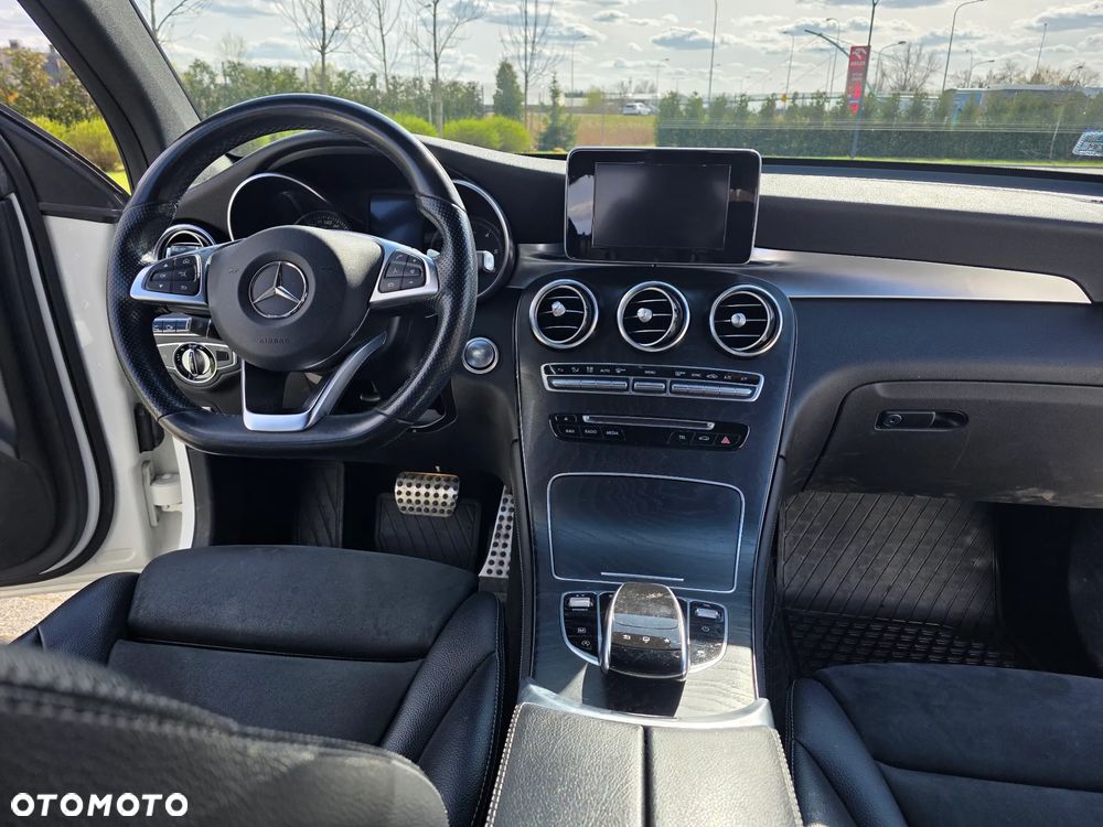 Mercedes-Benz GLC - 13
