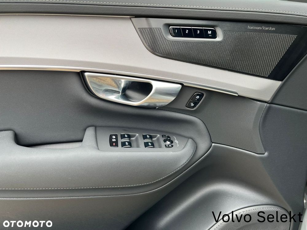 Volvo XC 90 - 20