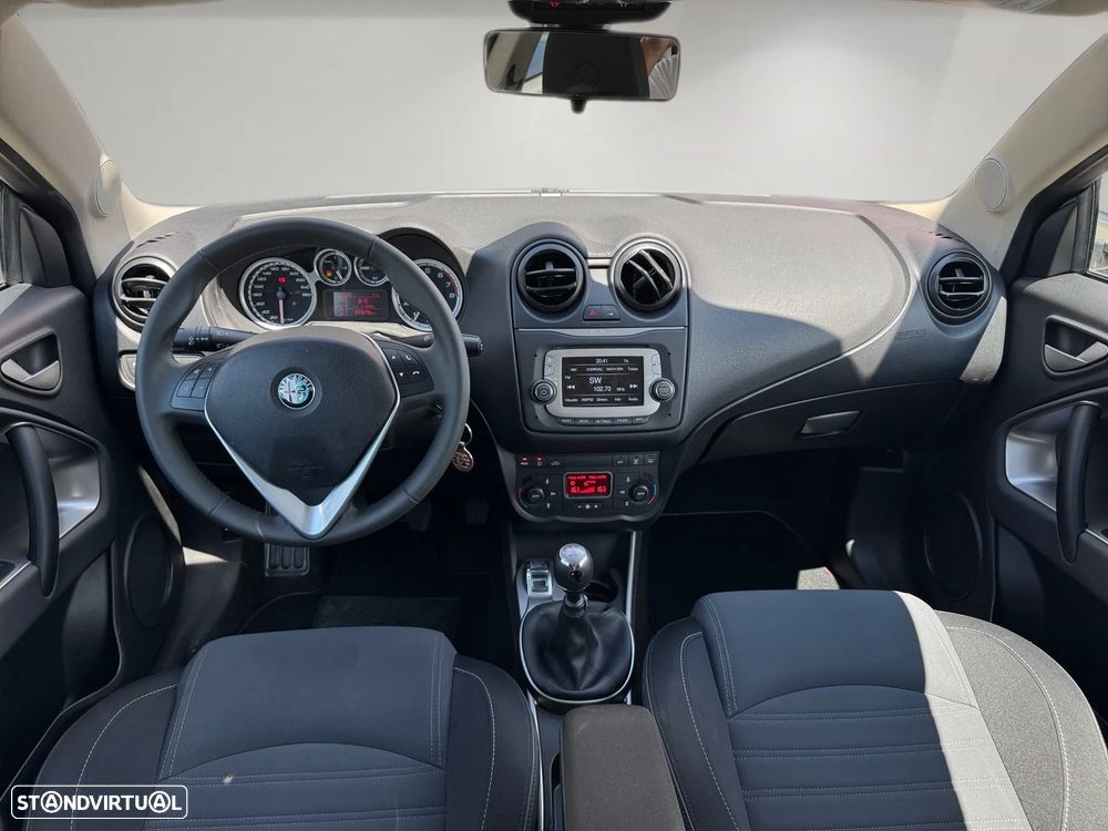 Alfa Romeo MiTo 0.9 T TwinAir Urban - 10
