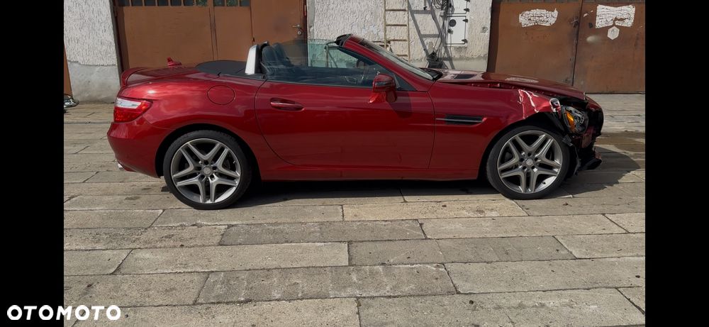 Mercedes-Benz SLK 250 CGI - 3