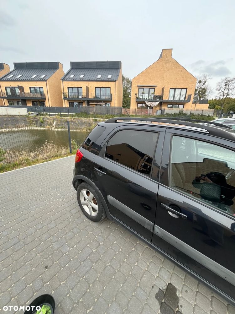 Suzuki SX4 1.6 GS / Premium - 2