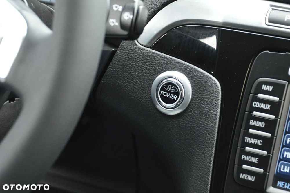 Ford Galaxy 2.0 TDCi DPF Champions Edition - 36