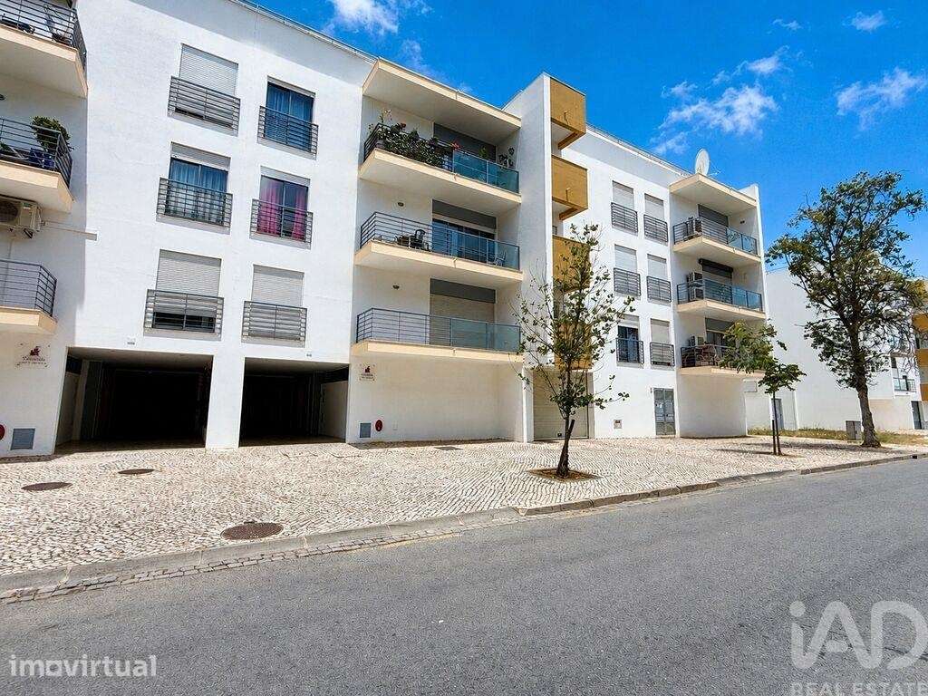 Parque de Estacionamento / Garagem / Box em São Gonçalo de Lagos de 39 - Grande imagem: 2/14